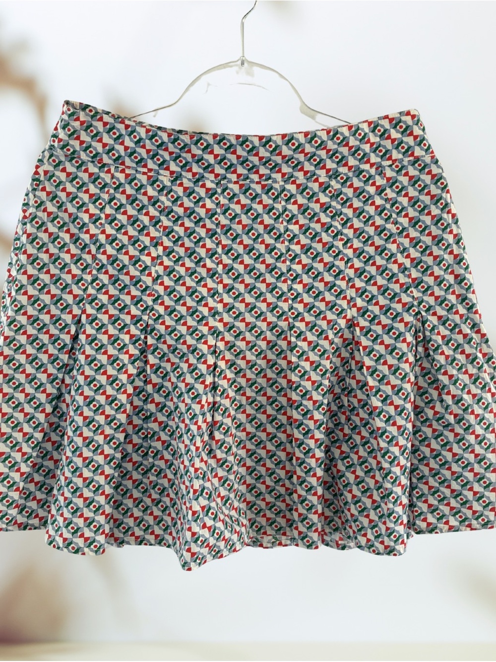 NWT Maeve Anthropologie Pleated Mini Skirt Size 8 Geometric Print 100% Cotton”